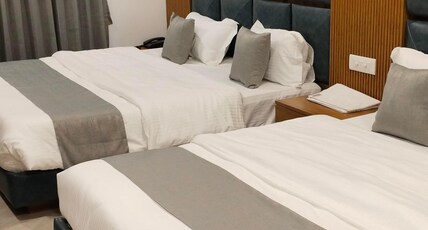 Hotel omkar Palace Room Type - Family AC Deluxe 4 Bed