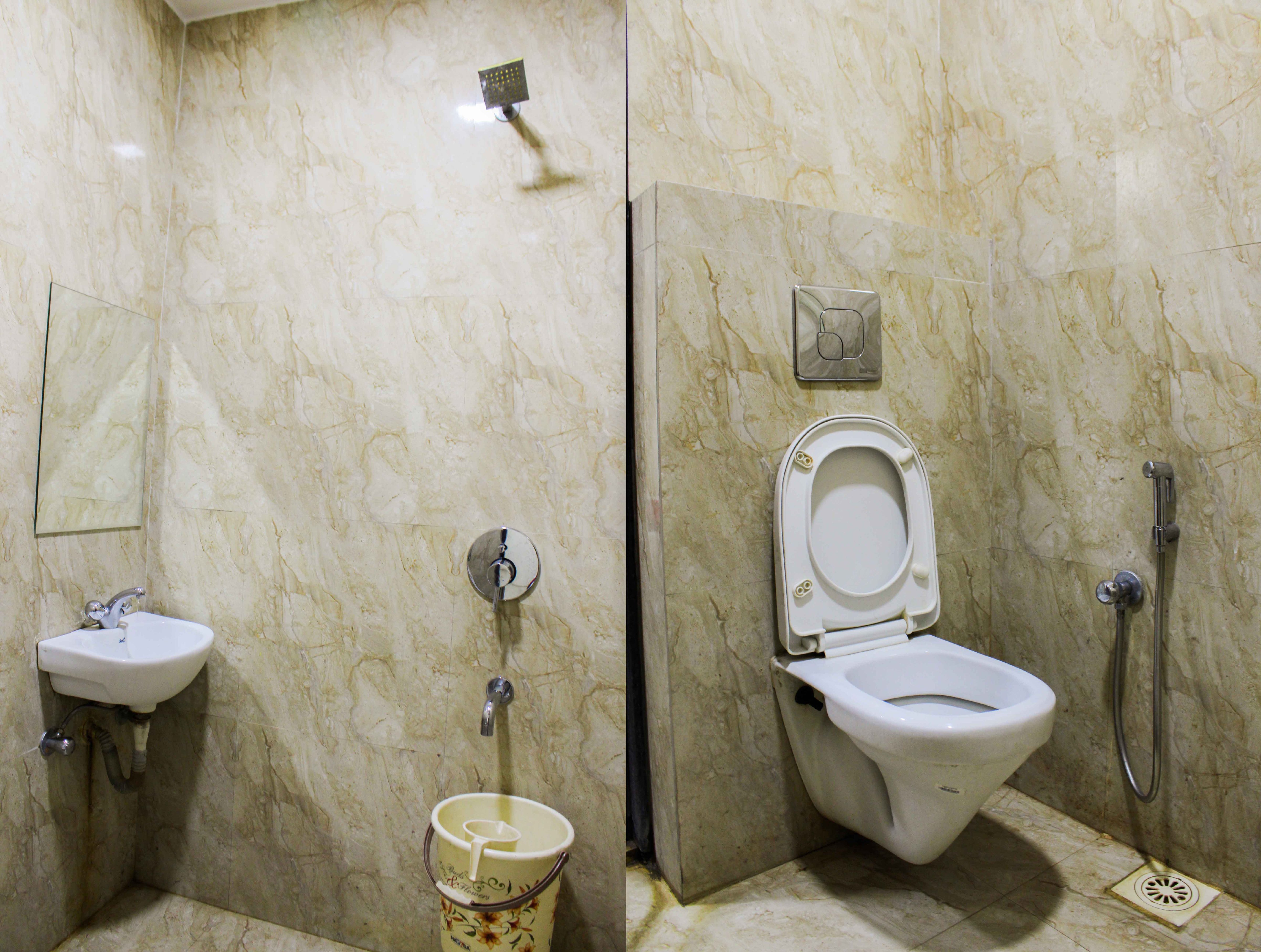 Hotel Mahalaxmi, Near Mahakal Temple - Tap to explore photos