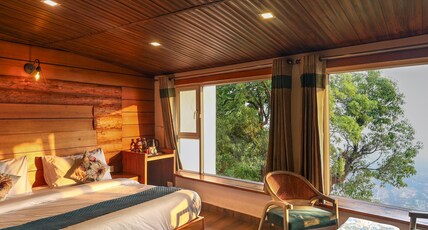 Jharipani Castle | Majestic Heritage Stay Room Type - Suite Room