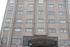 LEO FORT HOTEL
