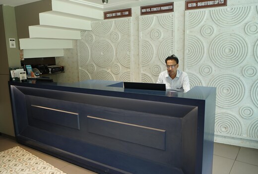HOTEL AMAR PALACE