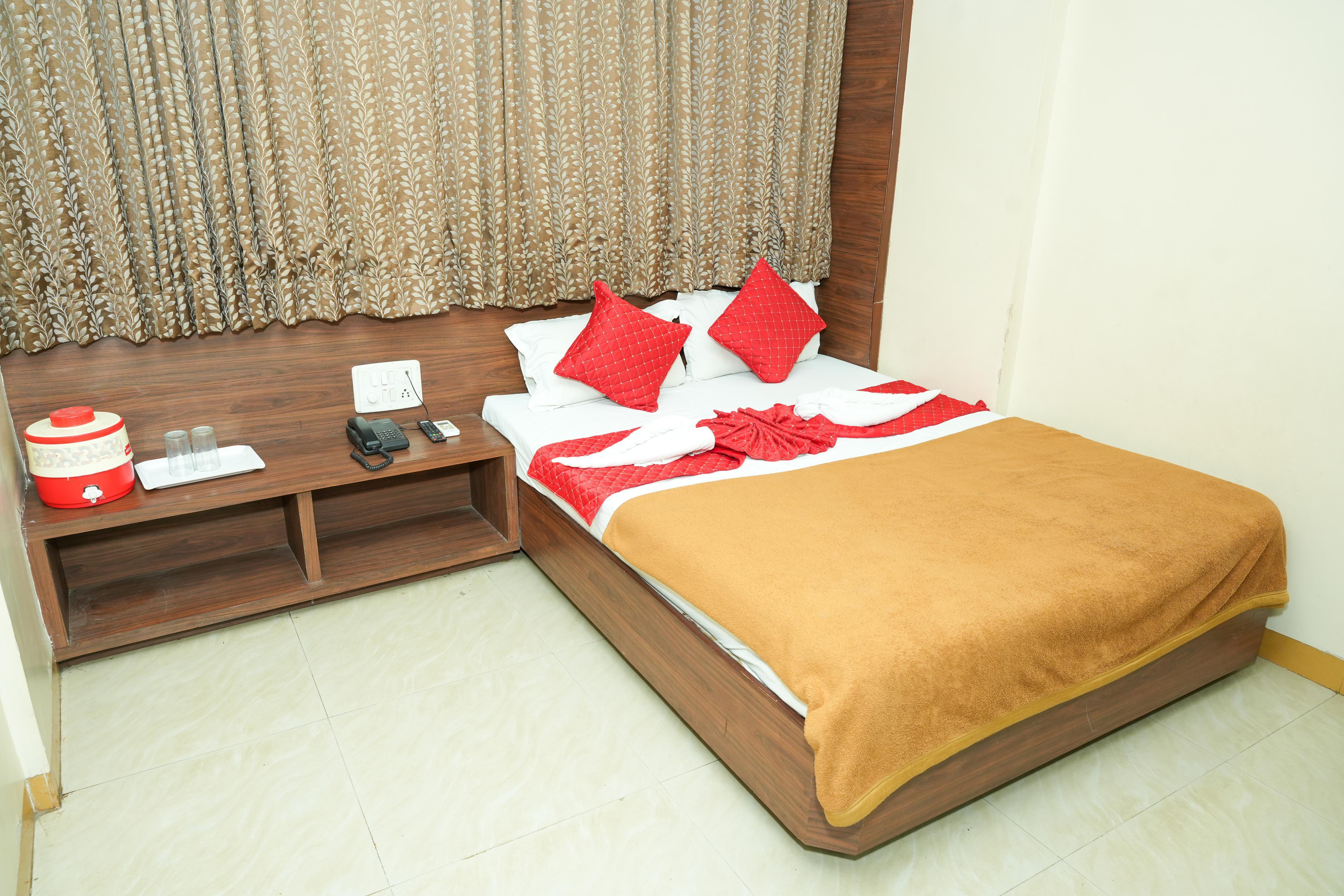 Hotel Sai Hariprasad - Tap to explore photos