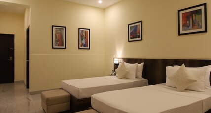 Regenta Central Mewargarh Room Type - Premier Twin Bed Room