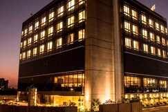 EULOGIA INN