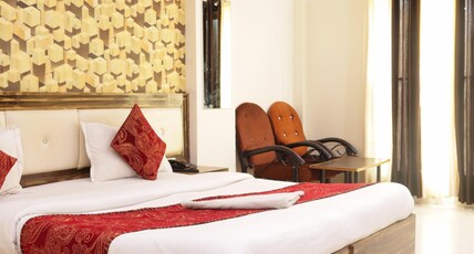 Hotel Kanchan Palace Room Type - Deluxe Room