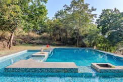 Avanti Kalagram (Hill Top Resort)