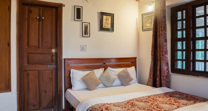 FROZEN WOODS Room Type - Cosy Standard Room