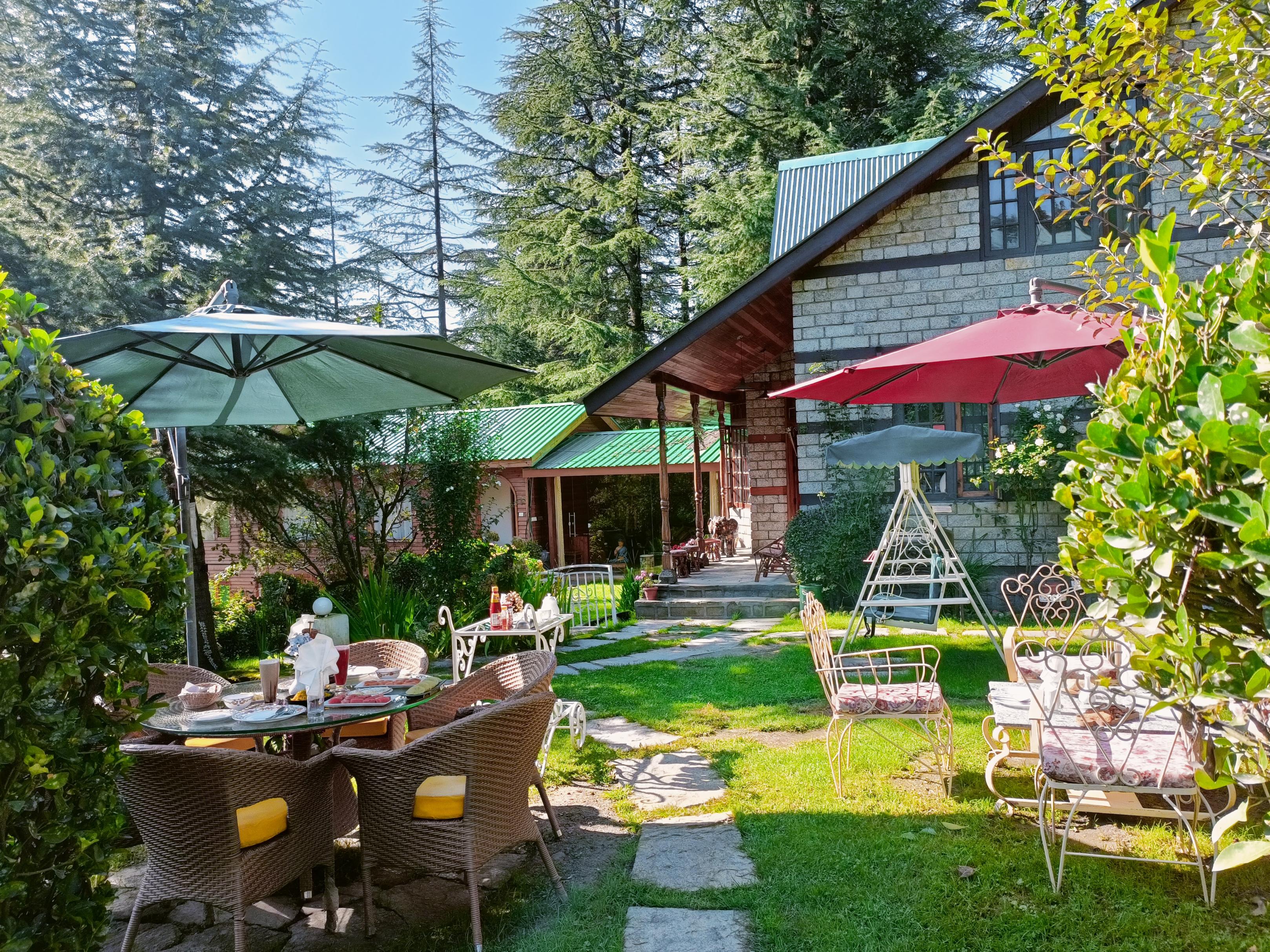 Mary's Cottages | Rooms & Wi-Fi - Tap to explore photos