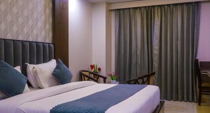Hotel Alaknanda Room Type - Superior Room