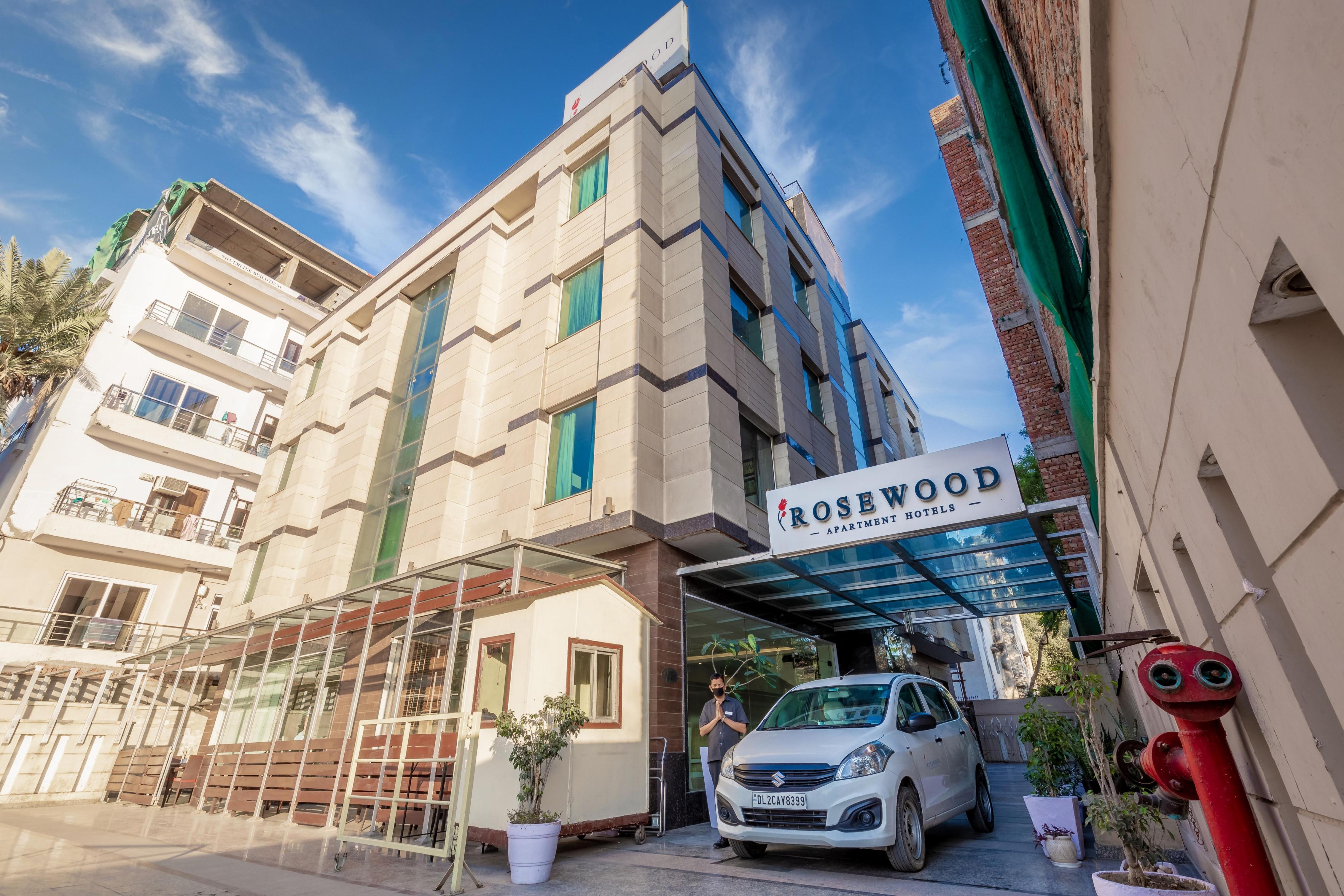 Rosewood Apartment Hotel - Tap to explore photos