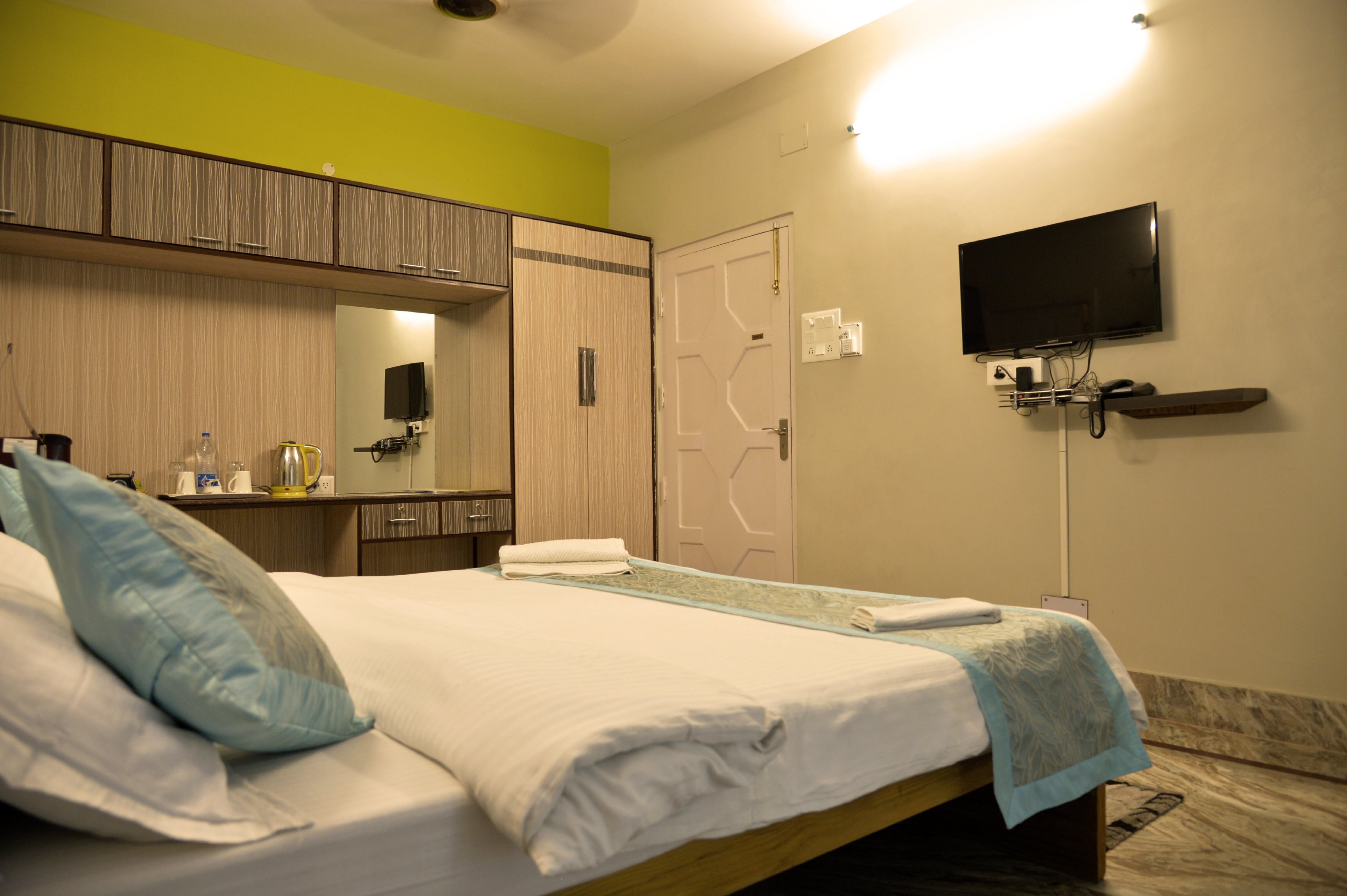GHOSH VILLA GUEST HOUSE - Tap to explore photos