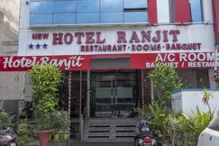 Hotel Ranjit Plaza