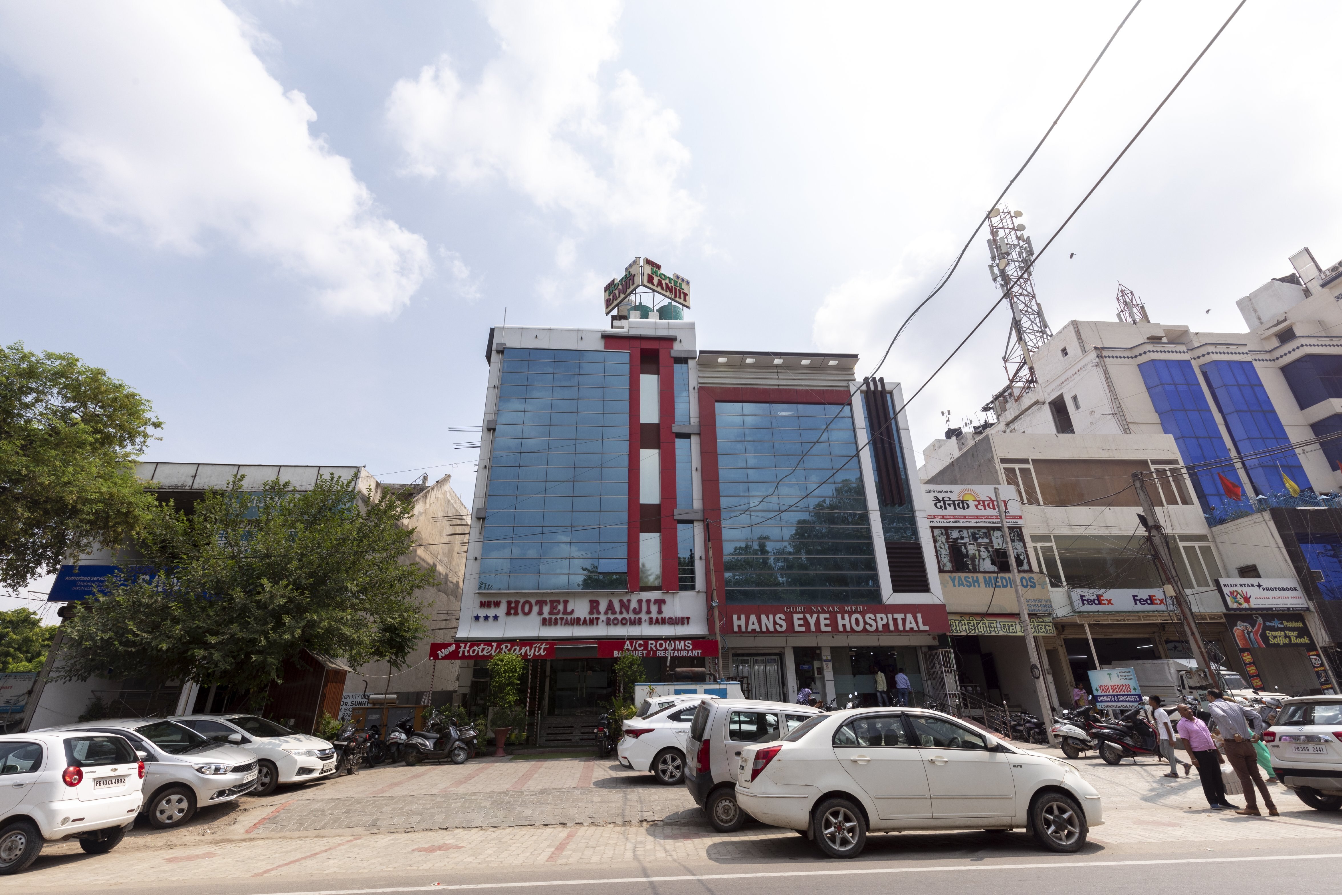 Hotel Ranjit Plaza - Tap to explore photos