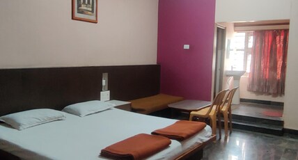 Hotel Shiva Shakti Palace Room Type - Deluxe Non AC Room