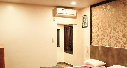 HOTEL ASHOKA Room Type - Deluxe AC Room HOTEL ASHOKA Room Type - Deluxe AC Room
