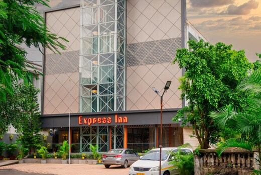Freesia By Express Inn