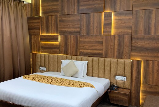 Hotel Posh