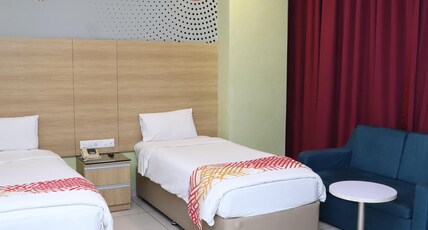 Ginger Noida, City Center Room Type - D-Luxe Twin Room