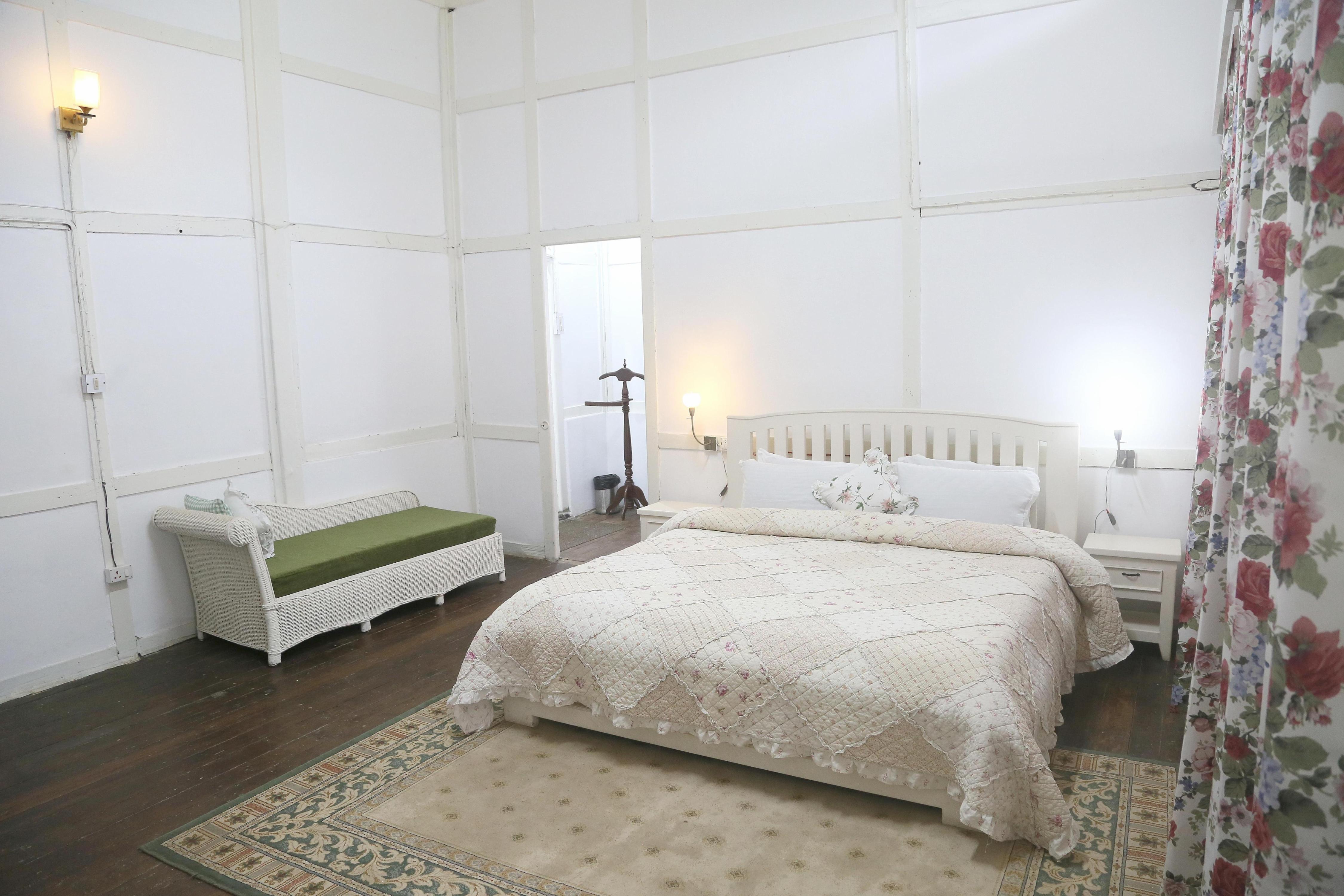 The Heritage Home and Dining Room Type - Rita Halliday Executive Room