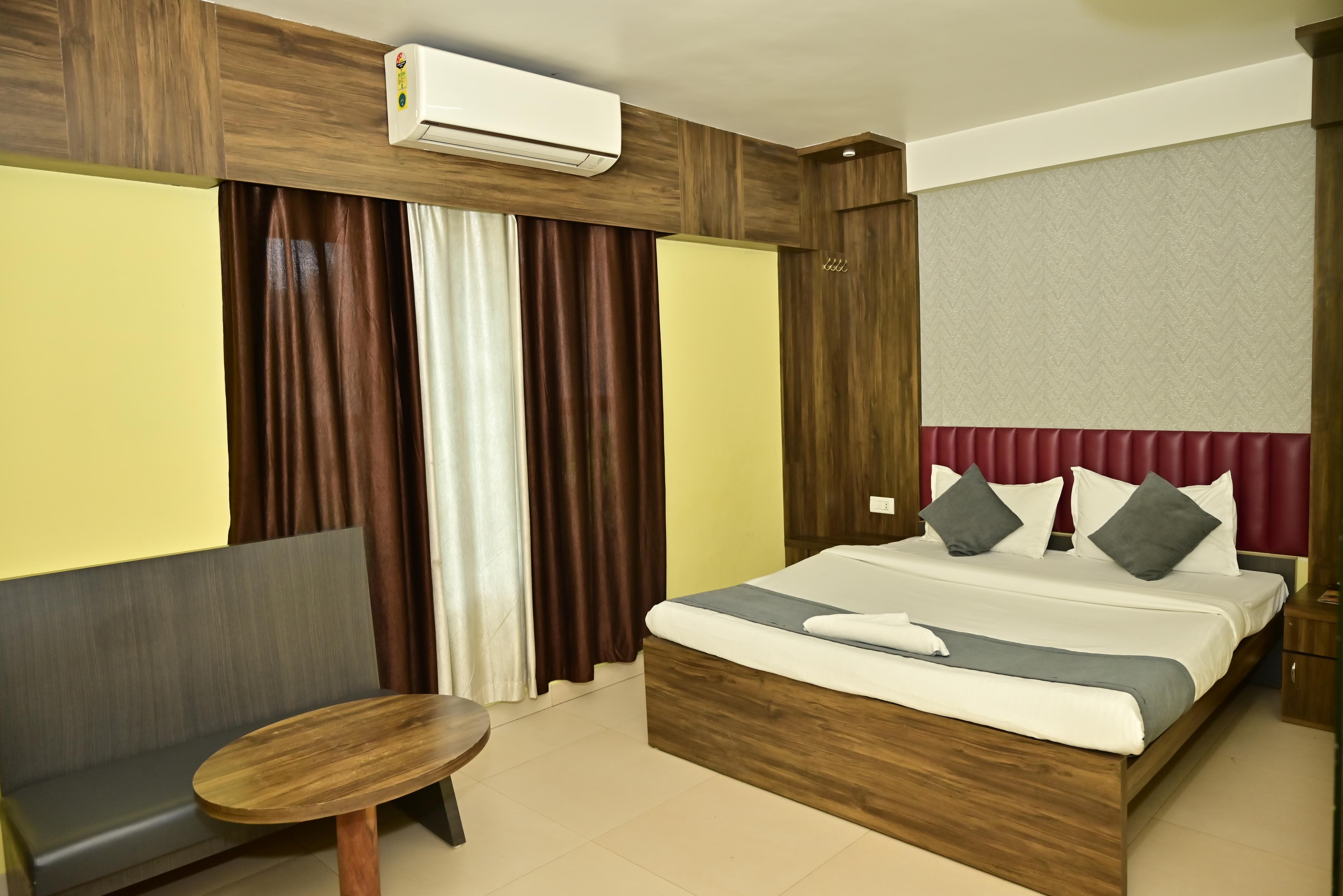 Jagat Hotel - Tap to explore photos