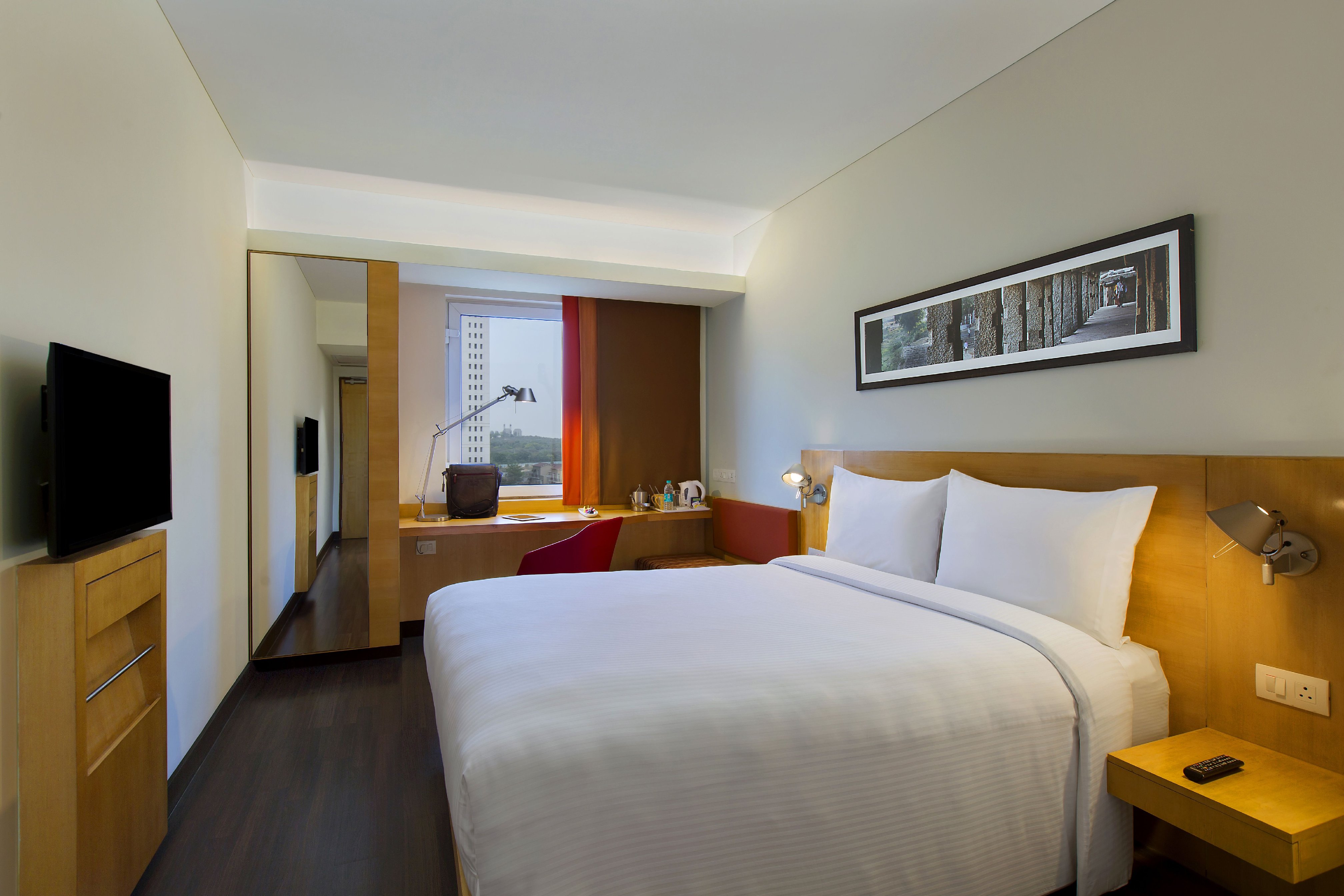 ibis Kochi City Centre - An Accor Brand Room Type - Deluxe Room with 1 Queen Bed