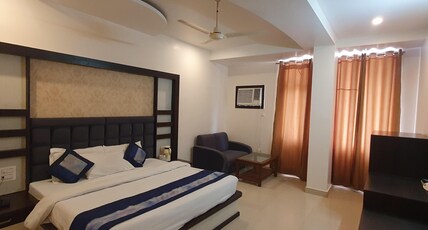 KANTA INTERNATIONAL KATRA Room Type - Deluxe Room