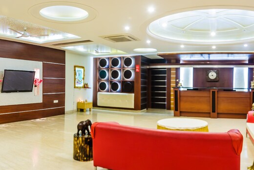 HOTEL YASH INN