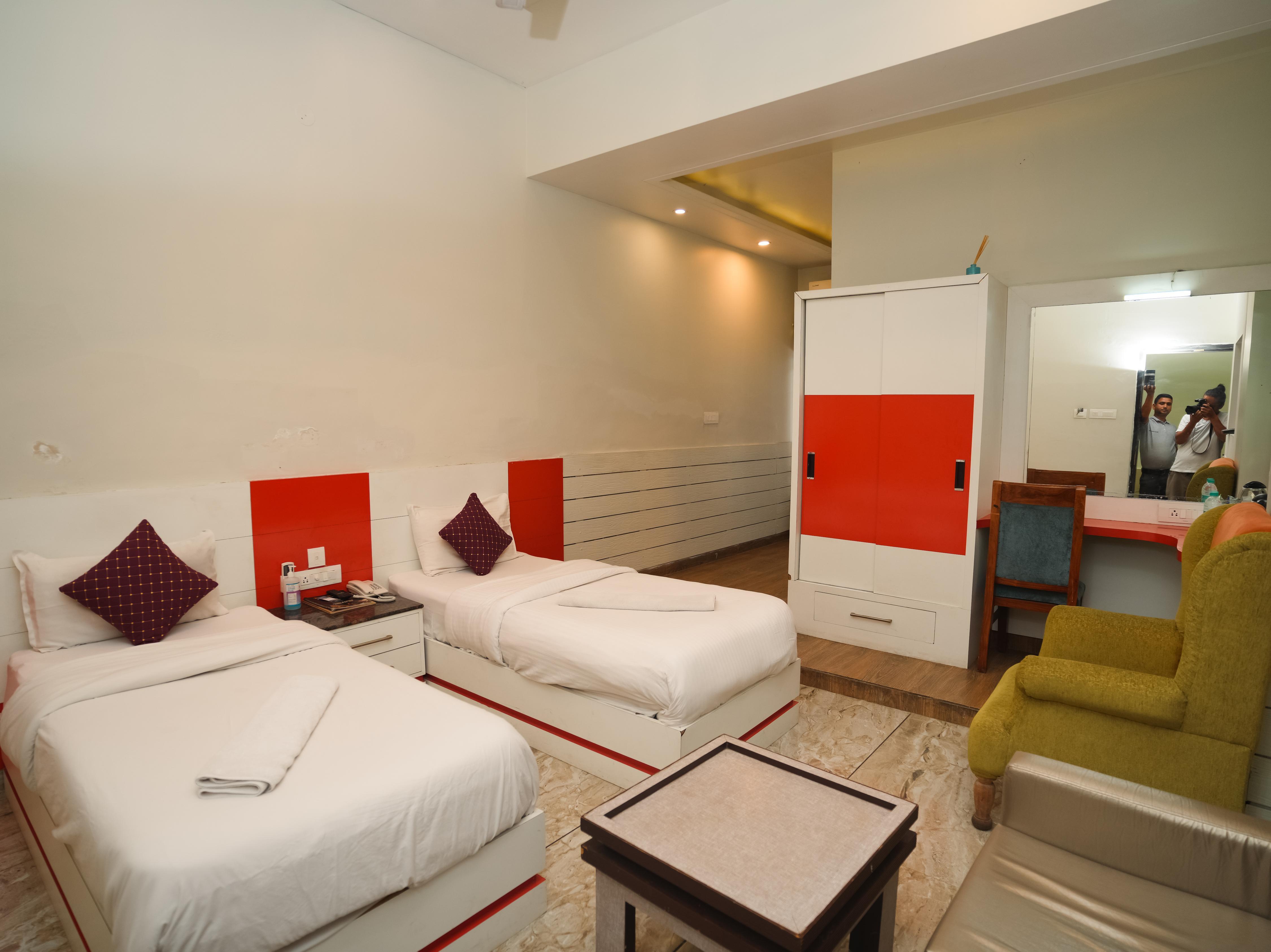 Kangra Rodeway Inn - Tap to explore photos