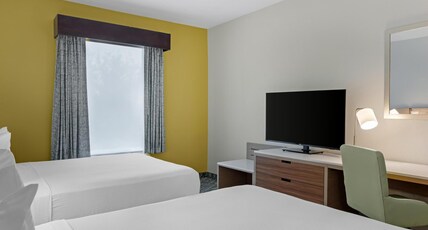 Best Western Wesley Chapel Room Type - 2 Queen Beds, Non-Smoking, Communication Assistance, Microwave And Refrigerator, Flat Screen Televis Best Western Wesley Chapel Room Type - 2 Queen Beds, Non-Smoking, Communication Assistance, Microwave And Refrigerator, Flat Screen Televis