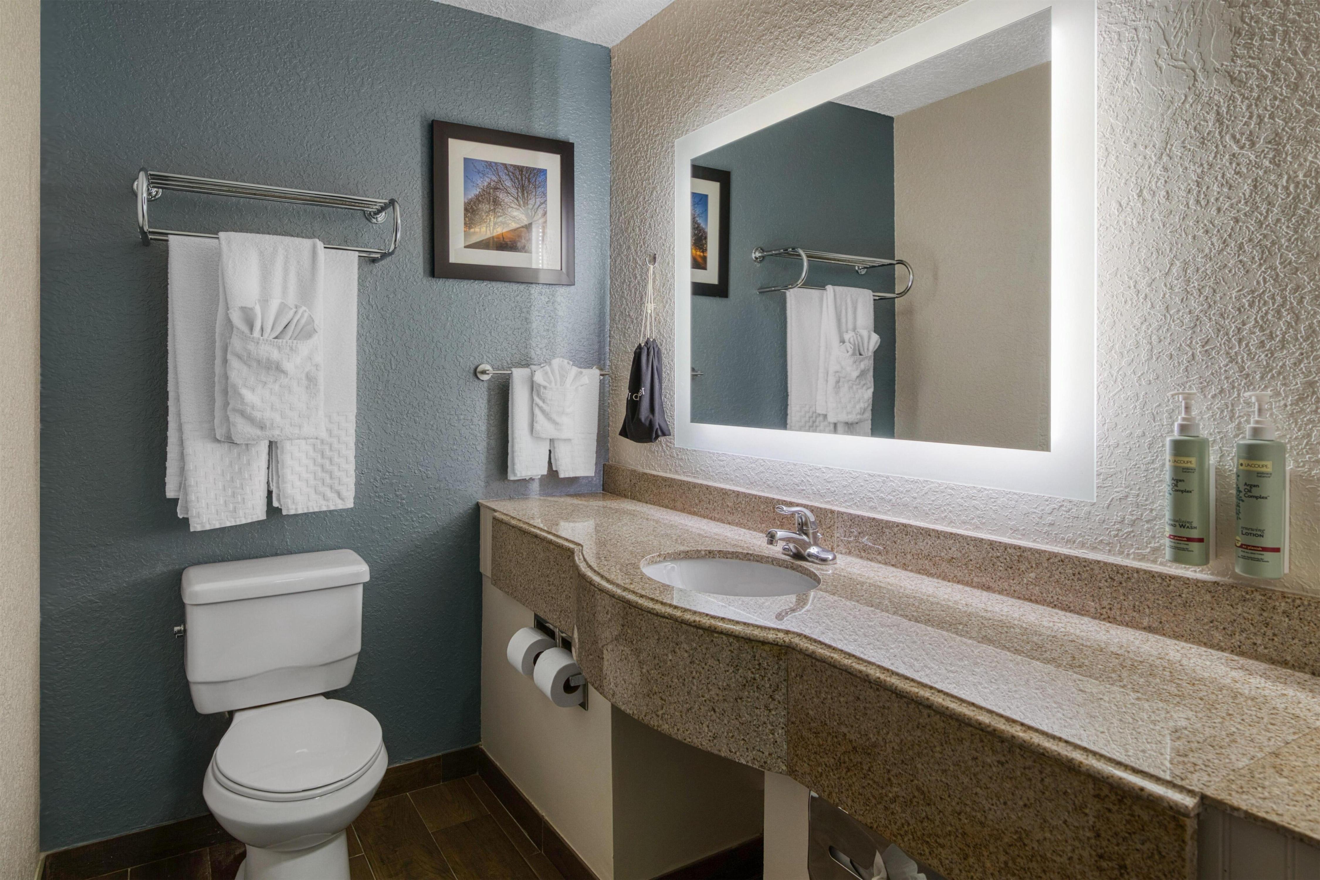Best Western Waldo Inn and Suites - Tap to explore photos
