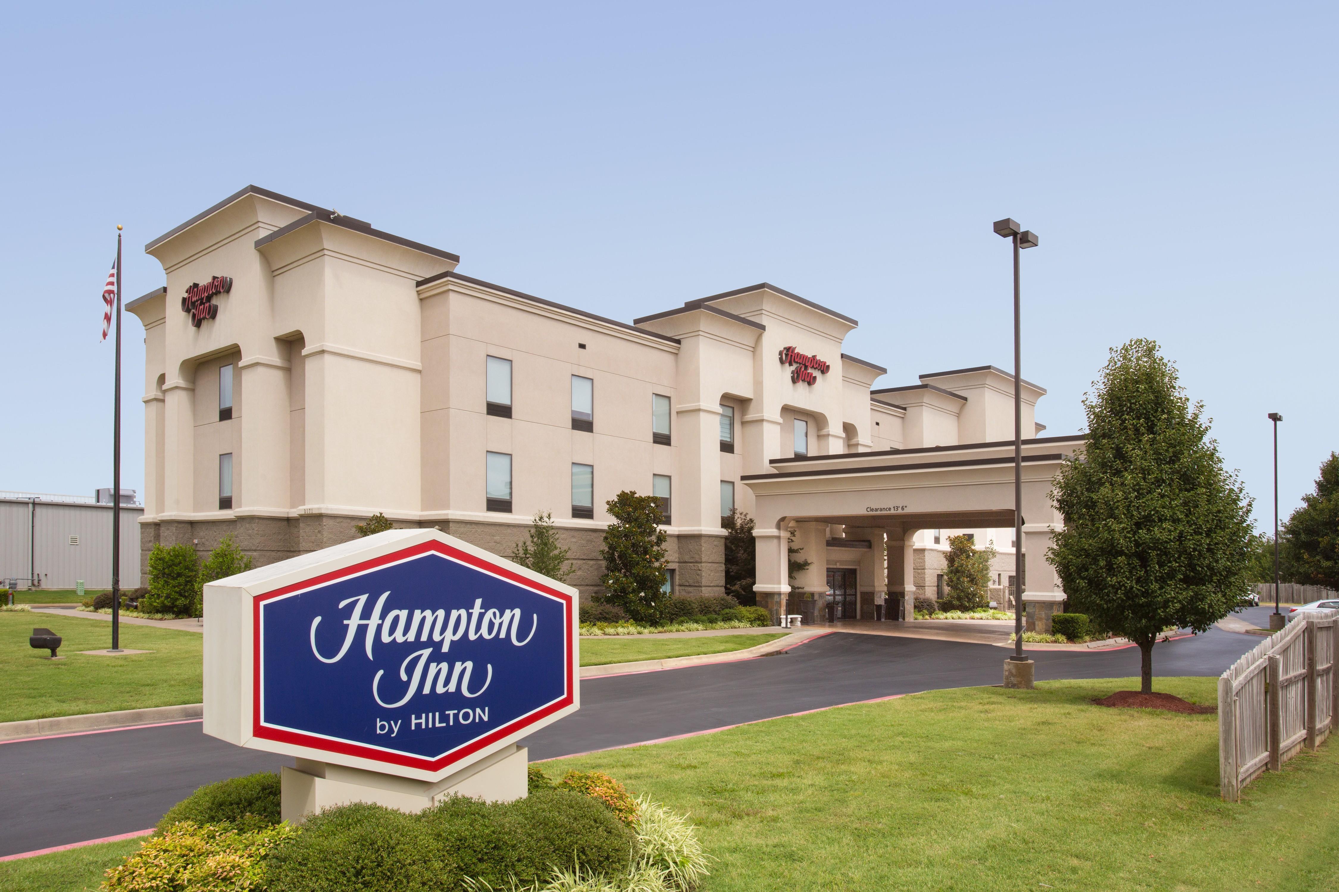 Hampton Inn by Hilton Siloam Springs - Tap to explore photos