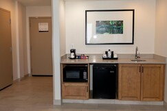 Hampton Suites Jennings