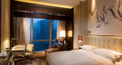 Hilton Shenzhen Futian Room Type - KING GUEST ROOM