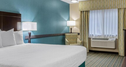 Best Western Long Beach Inn Room Type - 1 Queen Bed, Non-Smoking, Microwave And Refrigerator, Wi-Fi, Full Breakfast Best Western Long Beach Inn Room Type - 1 Queen Bed, Non-Smoking, Microwave And Refrigerator, Wi-Fi, Full Breakfast