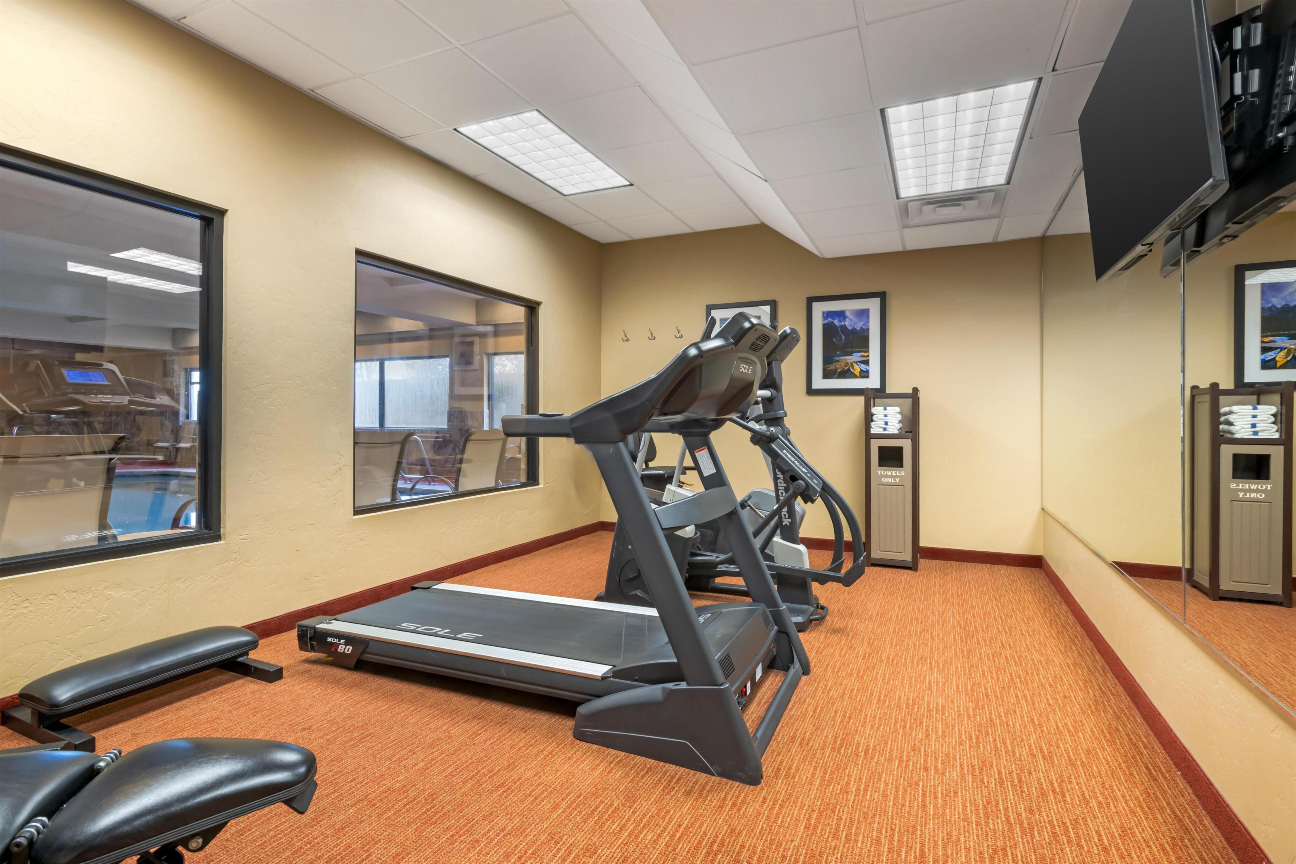 Best Western Plus Canyon Pines - Tap to explore photos