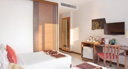 undefined Room Type - DELUXE POOL VIEW ROOM