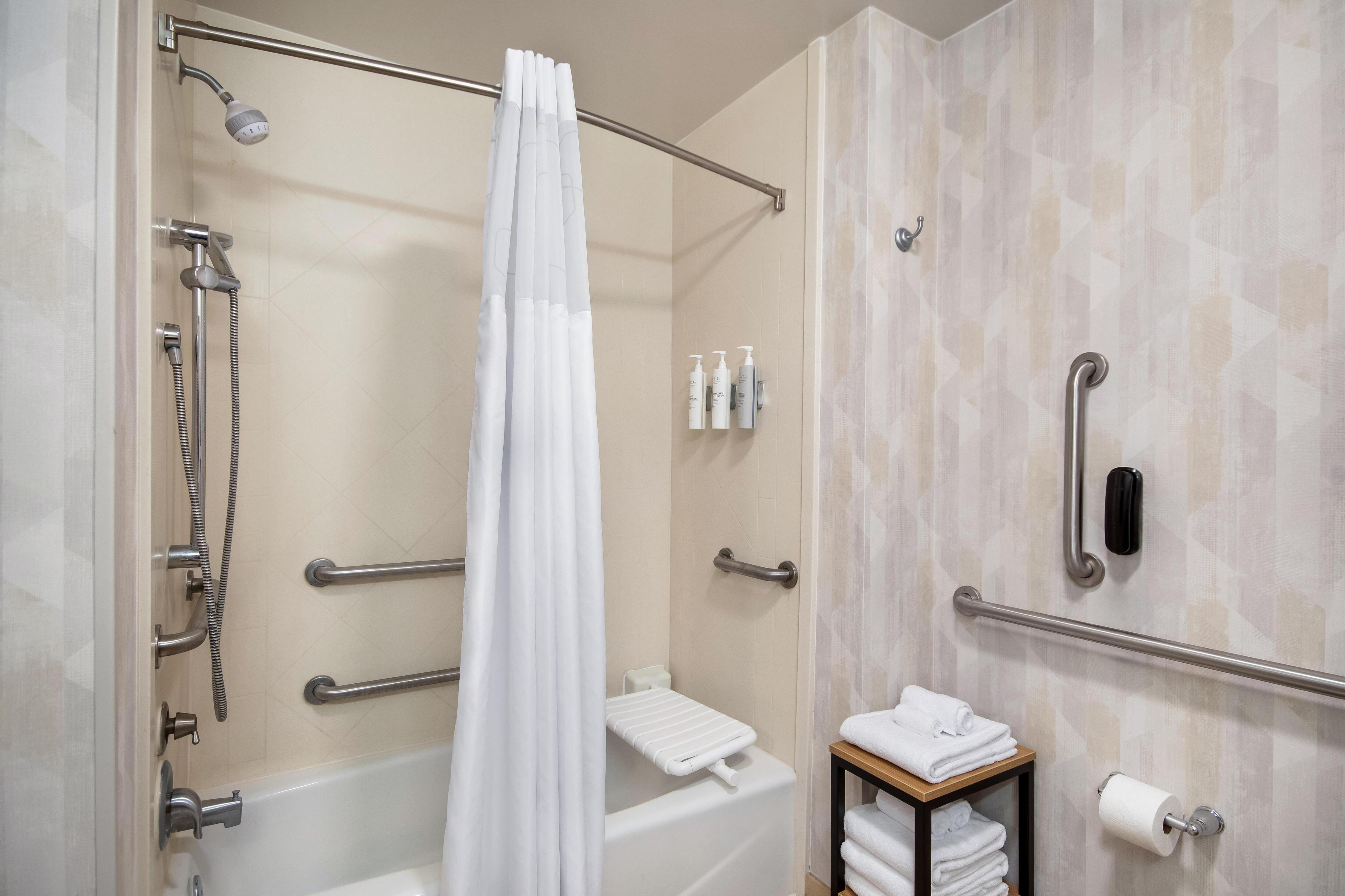 Hampton Inn by Hilton Uvalde - Tap to explore photos