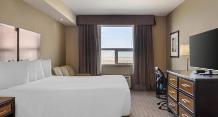 Best Western Plus Moose Jaw Room Type - 1 King Bed, Non-Smoking, Sofabed, Microwave And Mini-Refrigerator, Wi-Fi, Full Breakfast Best Western Plus Moose Jaw Room Type - 1 King Bed, Non-Smoking, Sofabed, Microwave And Mini-Refrigerator, Wi-Fi, Full Breakfast