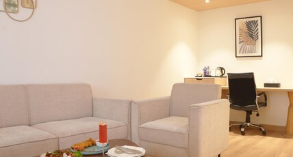 Best Western AH1 Amritsar Room Type - Suite-1 King Bed, Non-Smoking, Executive Room, Flat Screen Television, Separate Living Room, In-Room