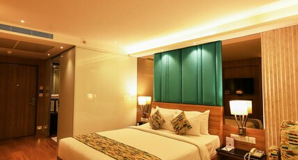 Roopa Elite Room Type - Emerald Lite without Balcony Lobby Level