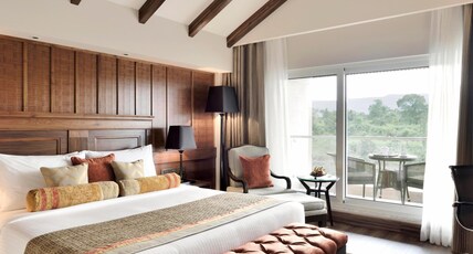 Radisson Blu Plaza Resort & Convention Centre Karjat Room Type - Deluxe Suite with Mountain View, Bathtub, Balcony and Living Room Radisson Blu Plaza Resort & Convention Centre Karjat Room Type - Deluxe Suite with Mountain View, Bathtub, Balcony and Living Room