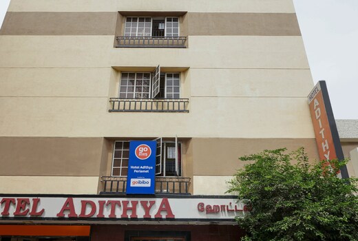 HOTEL ADITHYA  PERIAMET