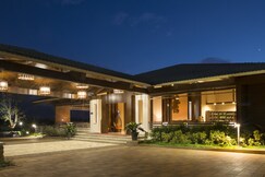 Purple Palms Resort & Spa