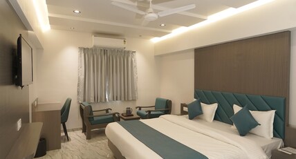 Hotel Repose Room Type - Deluxe AC King Bed Hotel Repose Room Type - Deluxe AC King Bed