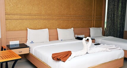 HOTEL VARSHAN INTERNATIONAL Room Type - EXECUTIVE SUITE