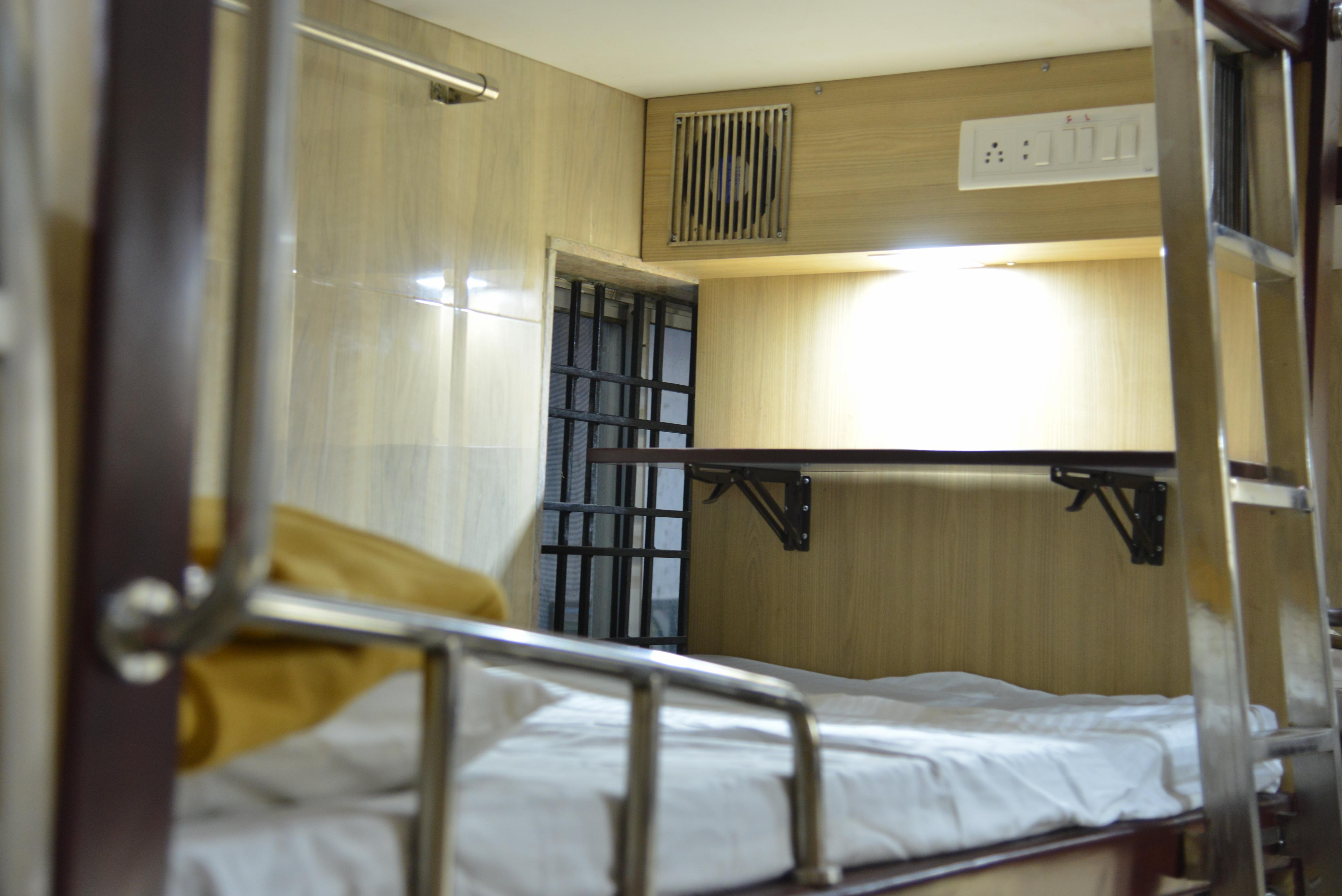 Raj Inn Comfort AC Dormitory - Tap to explore photos