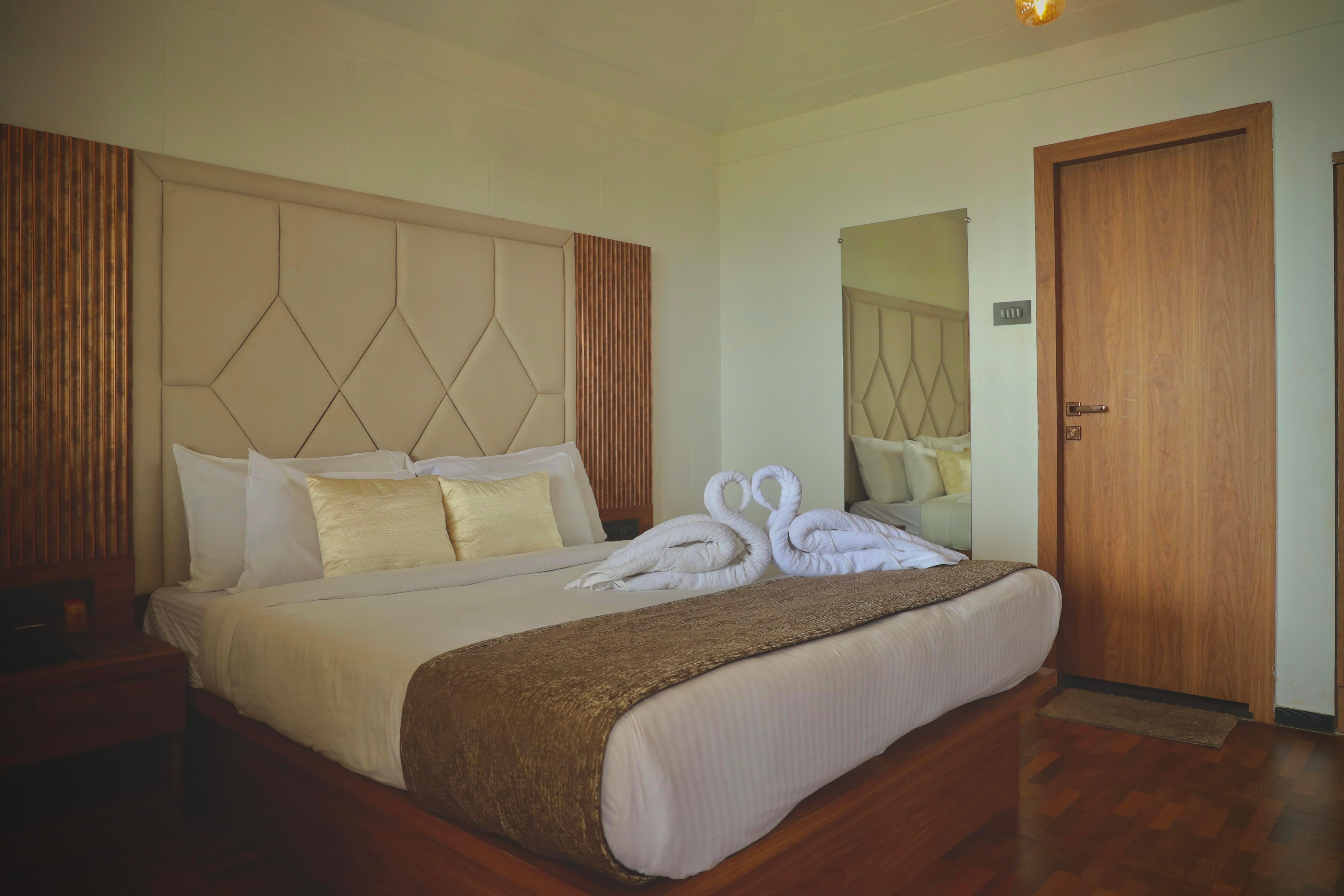 Rainforest Resort & Spa - Valley View Resort Room Type - Deluxe AC Room with Balcony