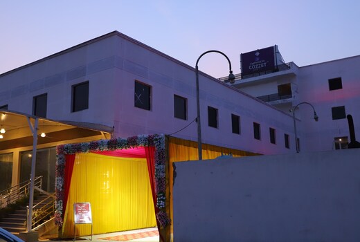 Cozette Hotel
