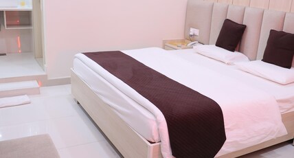 Avadh Hotel & Banquets Room Type - Deluxe Room Avadh Hotel & Banquets Room Type - Deluxe Room