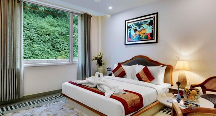 Tiaraa Lite  A Ganges Retreat Room Type - Club Royal Room